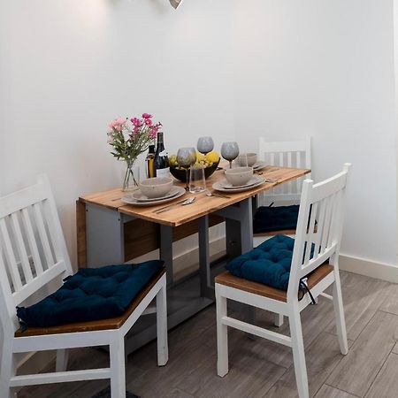 Charming Apartment In The Heart Of Pimlico Londres Exterior foto